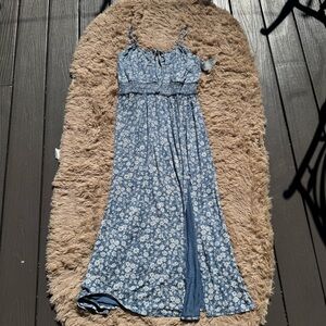 Lucky Brand New with Tags Size L Blue Floral Adjustable Slit Maxi Dress
